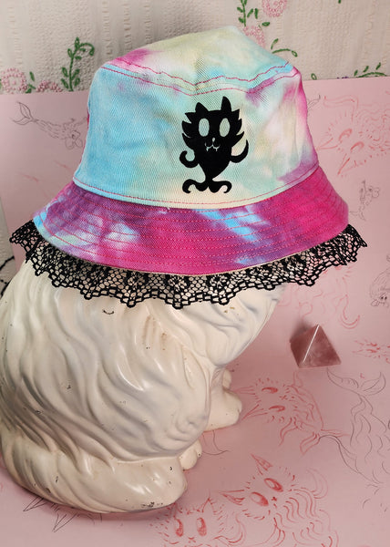 Catfish Bucket Hat with Lace